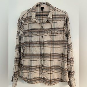 Patagonia Women’s Fjord Flannel Shirt size Large
